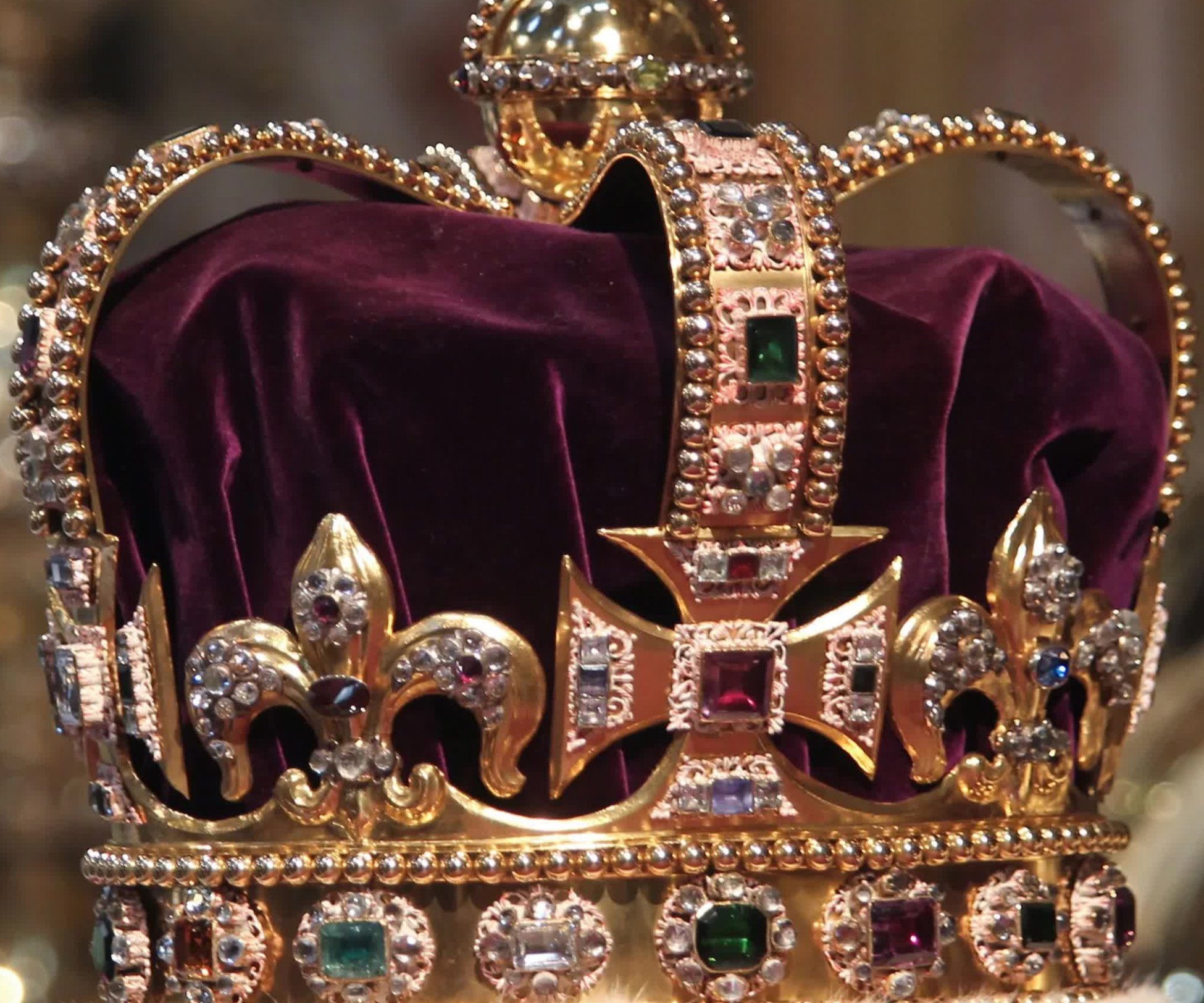 Empress Joséphine's enigmatic sapphires - Understanding Jewellery