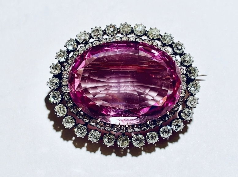 A princely pink topaz - Understanding Jewellery